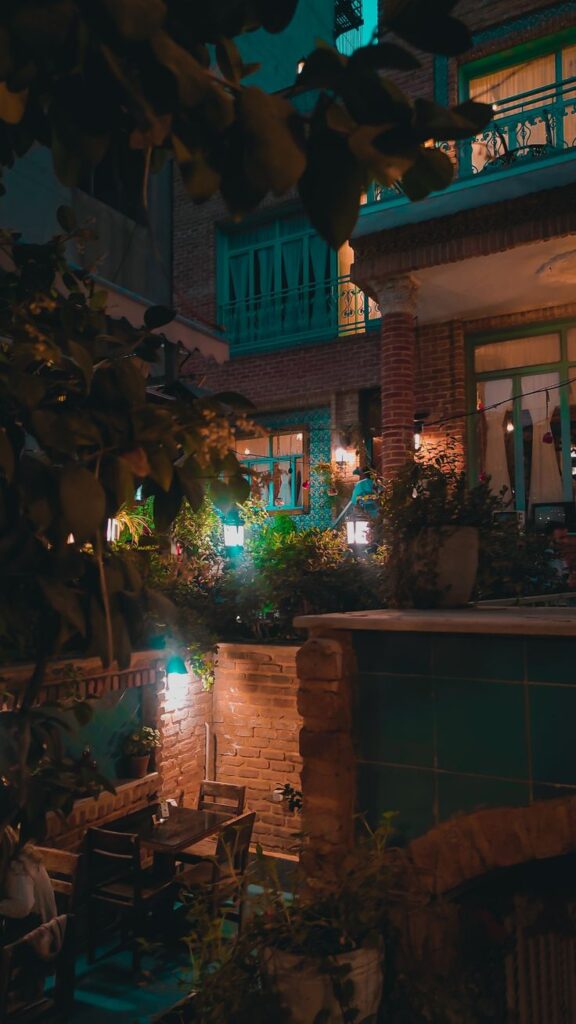 اعزام برقکار خانه قدیمی برای سیم‌کشی