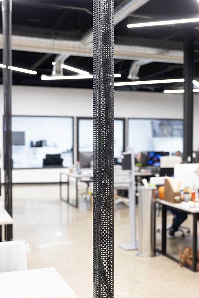 برقکاری و سیم کشی واحد تجاری